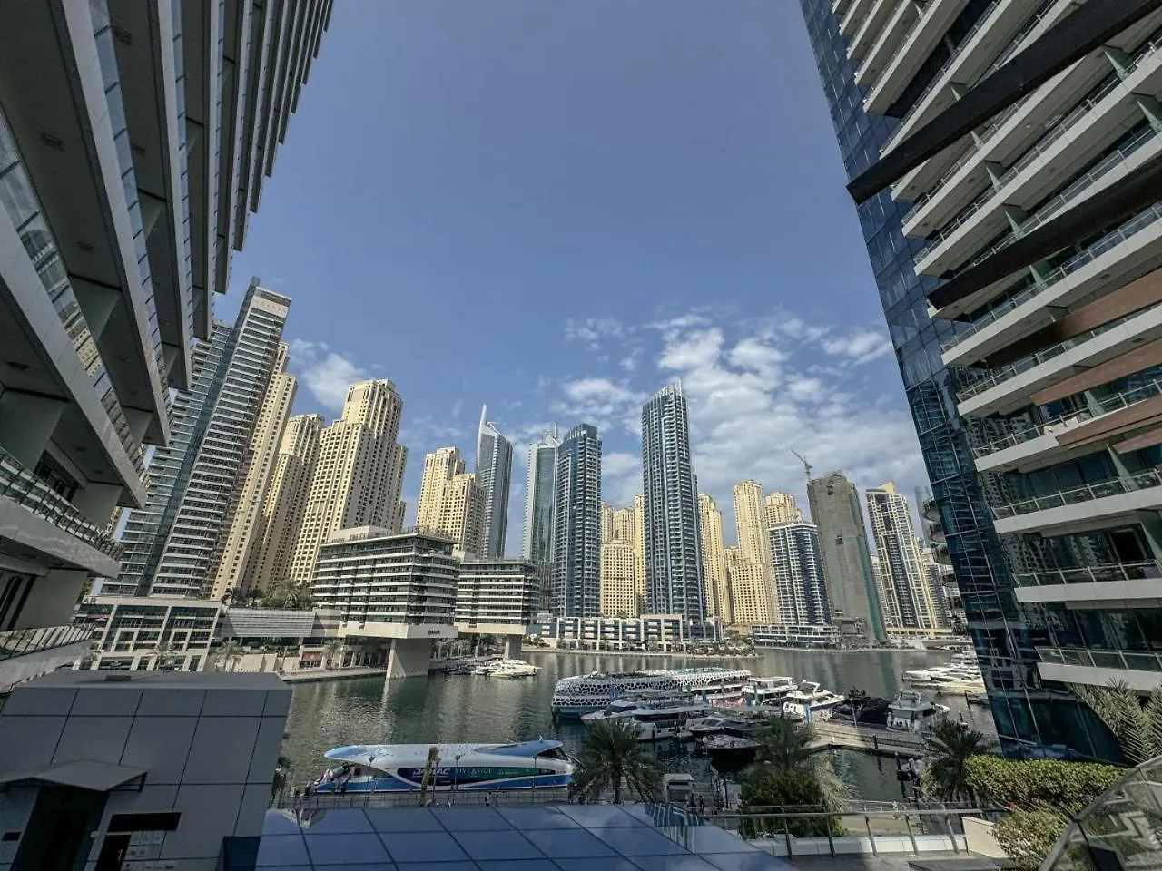 Apartment Waterfront Studio, Perfectly Located In Dubai Marina