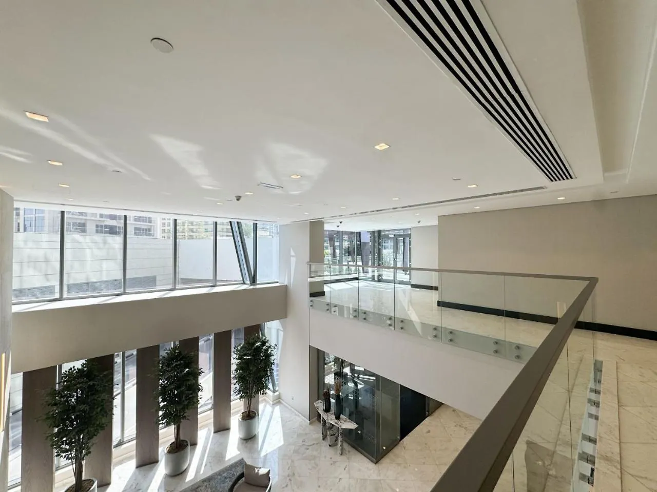 Waterfront Studio, Perfectly Located In Dubai Marina 0*,