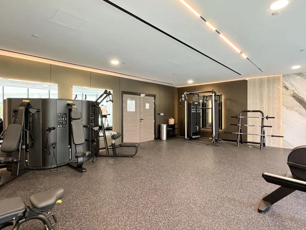 Waterfront Studio, Perfectly Located In Dubai Marina Apartment